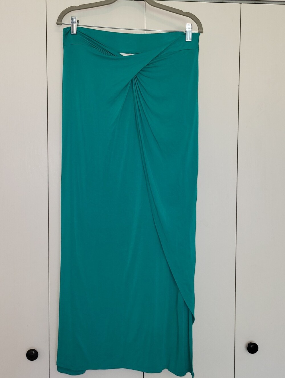 Bisou Bisou Teal Twist-Detail Maxi Skirt. Side Slit, Sz Med